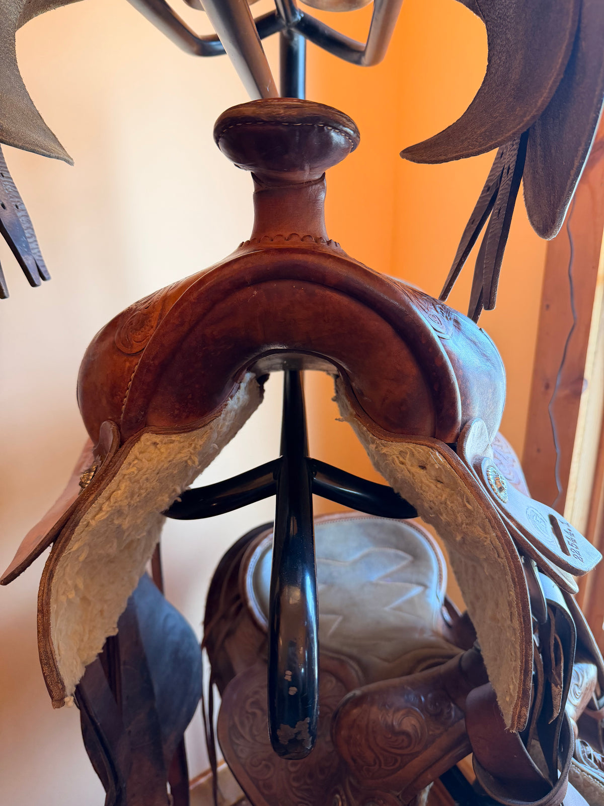 15" Action Company Western Saddle - Pre-Owned