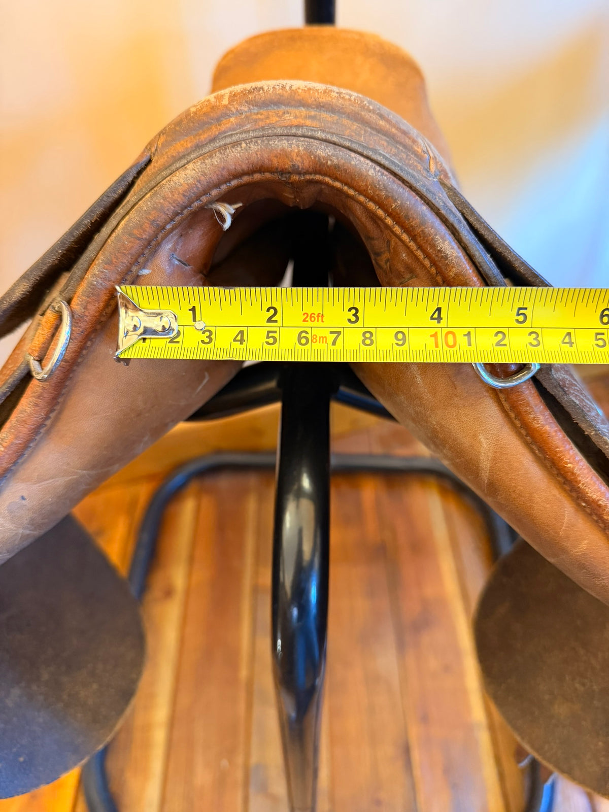 Barnsby 16" English Saddle | Heartland TV Set