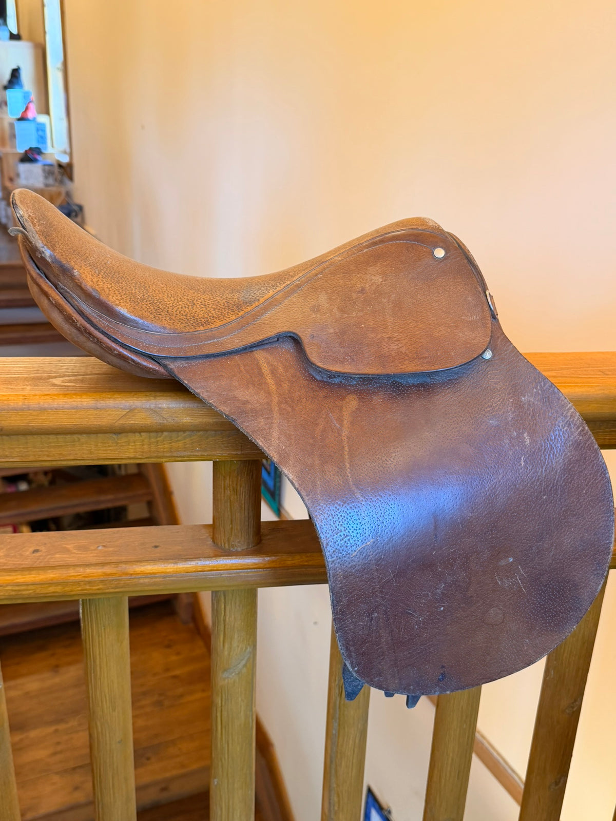 Barnsby 16" English Saddle | Heartland TV Set