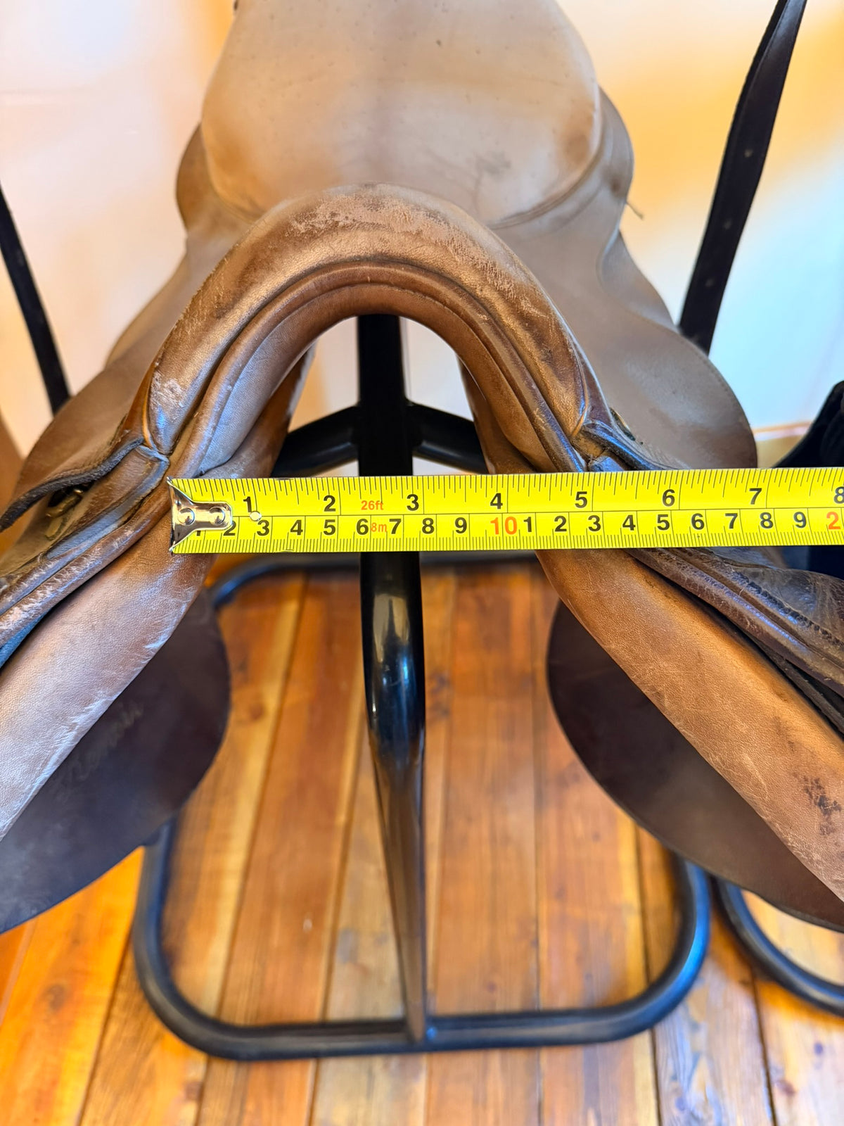 Can-Pro Renoir 18" English Saddle-Used | Heartland TV Set