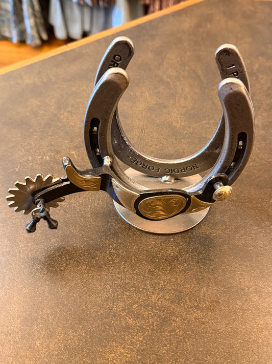 Horseshoe Spur Organizer