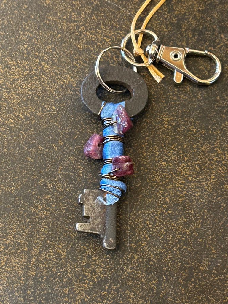 La Plume Noire Magic Key Charms