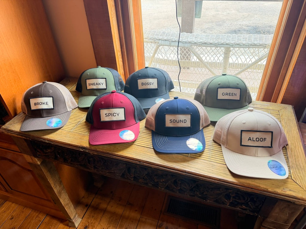 GREEN Hat – Status Label Collection